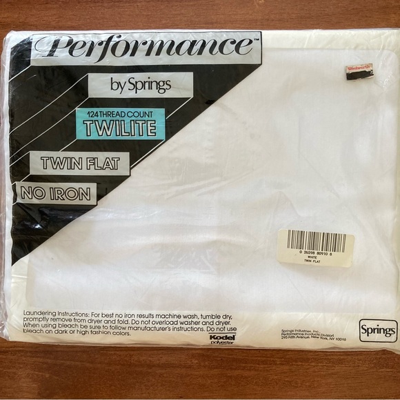 Vintage White Twin Sheet - Picture 2 of 3